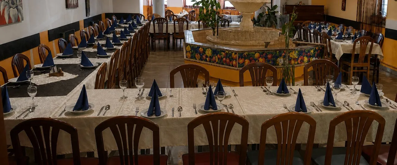 Jedilnica Gostilne pri Medvedu za zaključene družbe